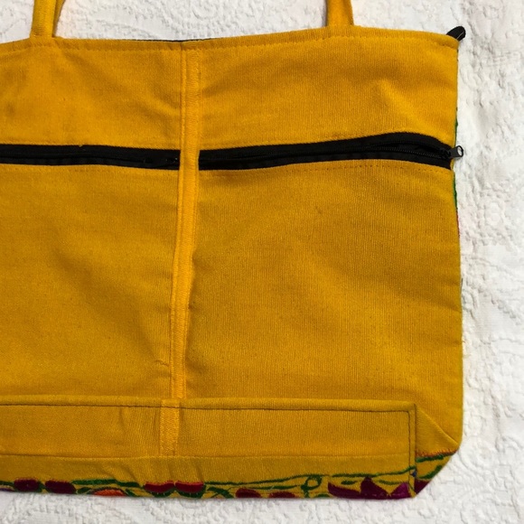 Floral Embroidered Tote Bag - Multicolor - Picture 10 of 14